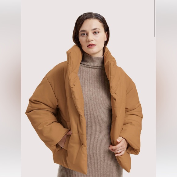 High Neck Camel-colored Puffer - Picture 2 of 7